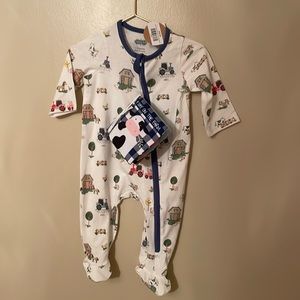 Mudpie zipper onzie. 3-6m. Farm theme. NWT